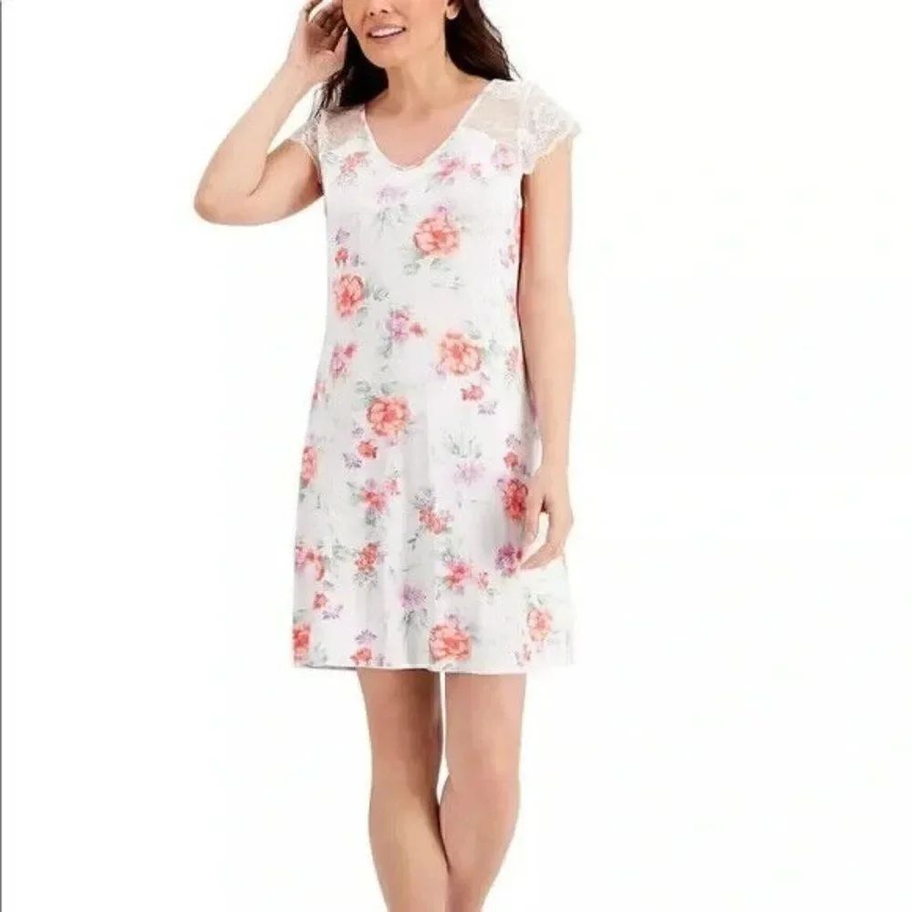 Charter Club White Blossoms Lace-Sleeve Chemise Nightgown Small NWT